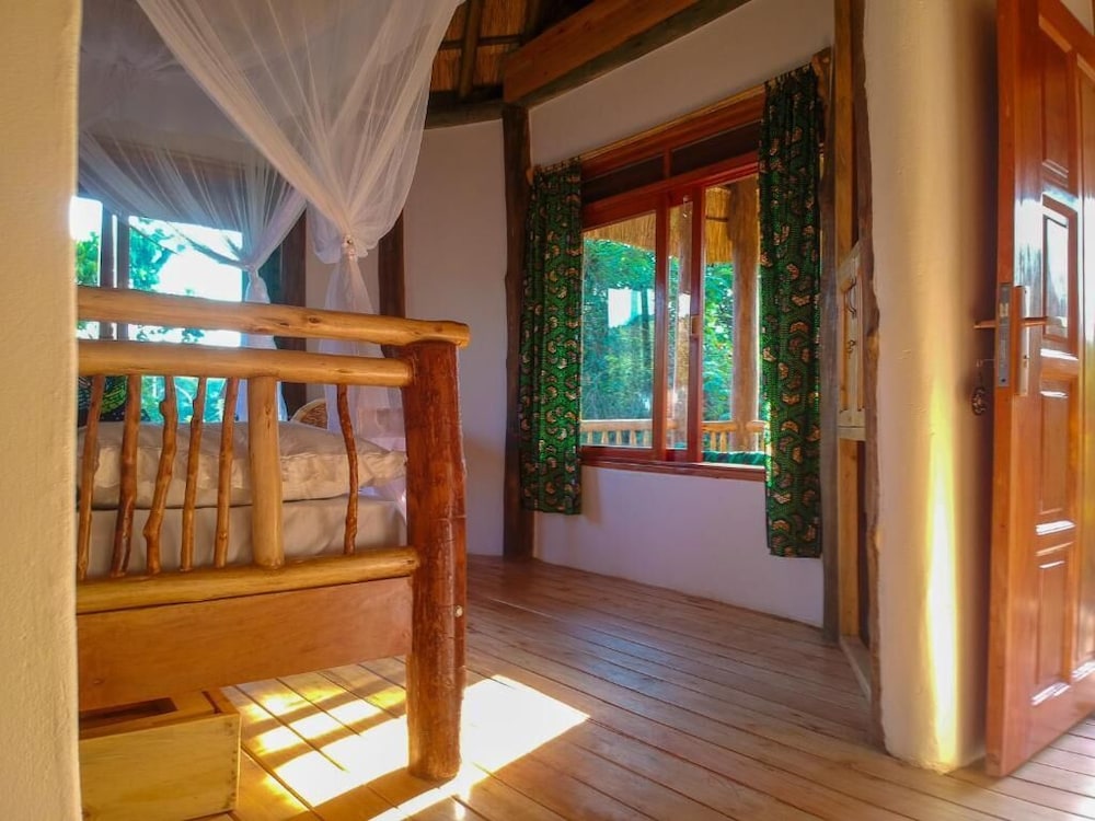 Luxury Double or Twin Room, Lake View photo 2