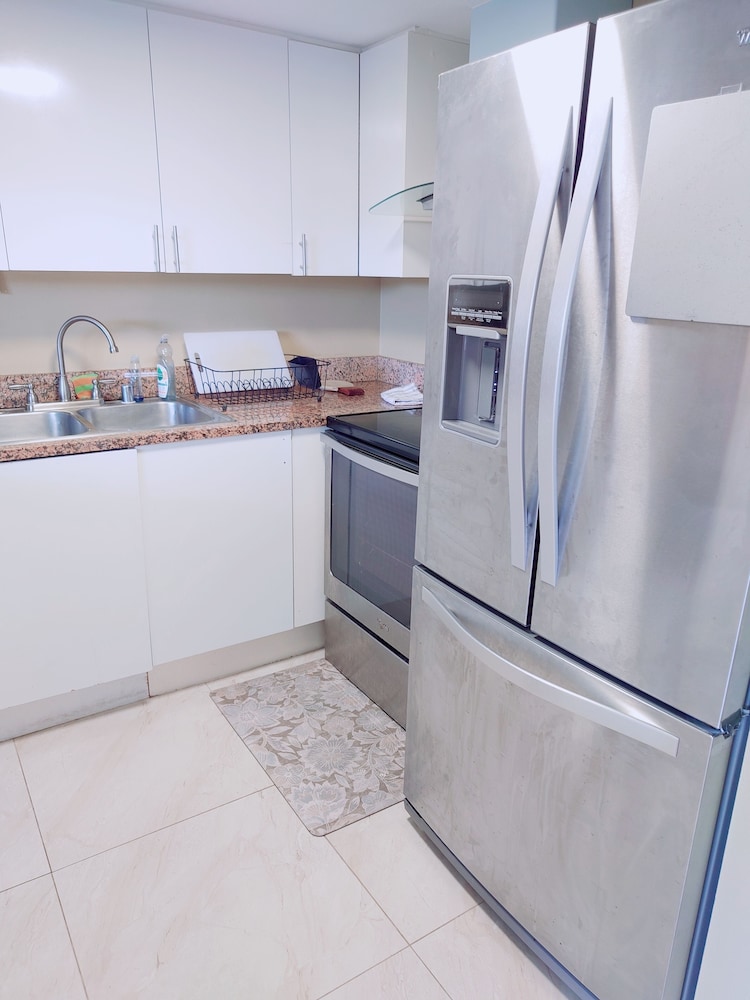 Junior Condo, 3 Bedrooms, Non Smoking, Beach View photo 3