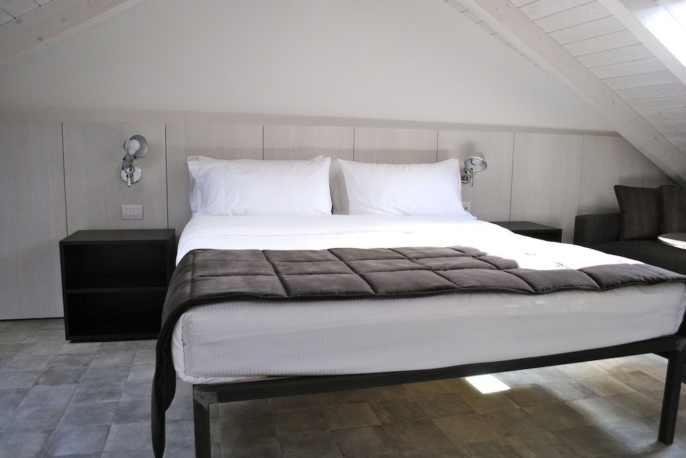 Standard Room photo 2