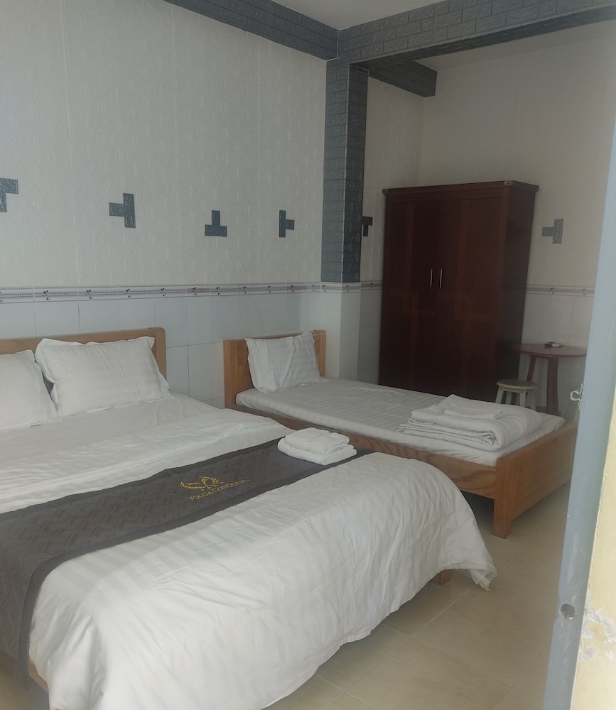 Basic Triple Room