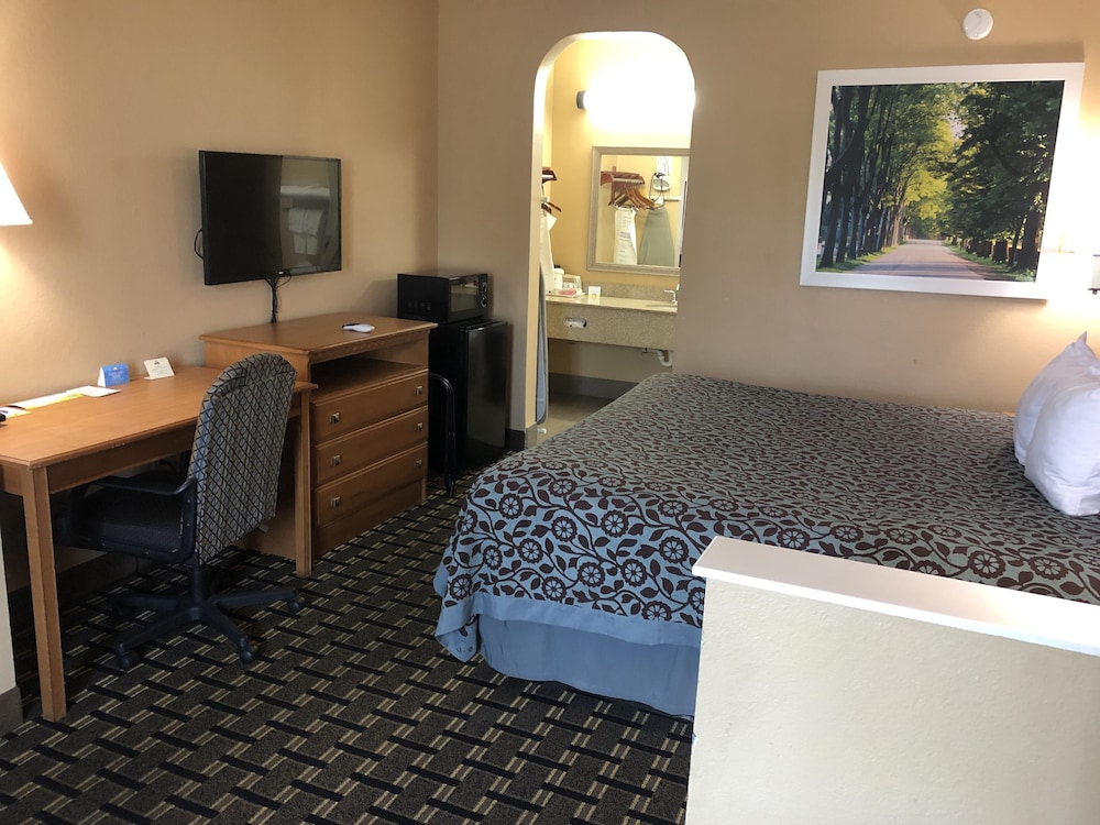 Room, 1 King Bed, Non Smoking