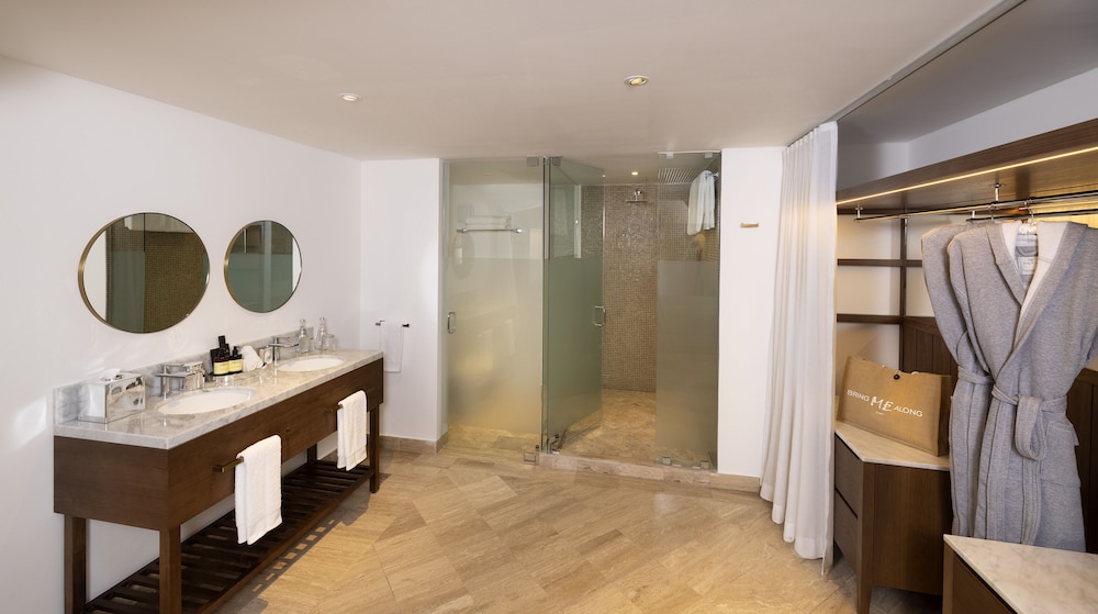 Exclusive Me+ Suite With Hot Tub & Terrace