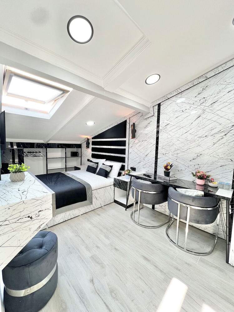 Design Studio photo 1