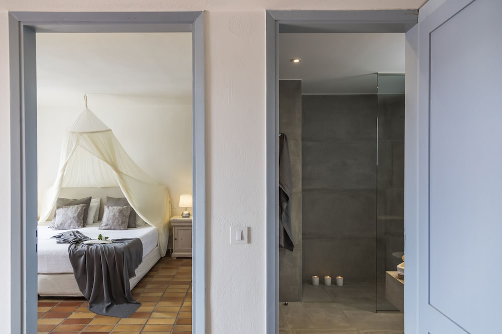 Superior Apartment, 1 Bedroom, Partial Sea View (Family) photo 3