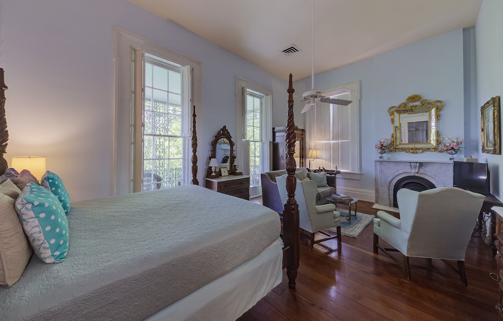 Pemberton Suite photo 1