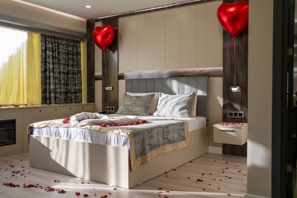 Deluxe Double Room, 1 Double Bed, Fireplace photo 2