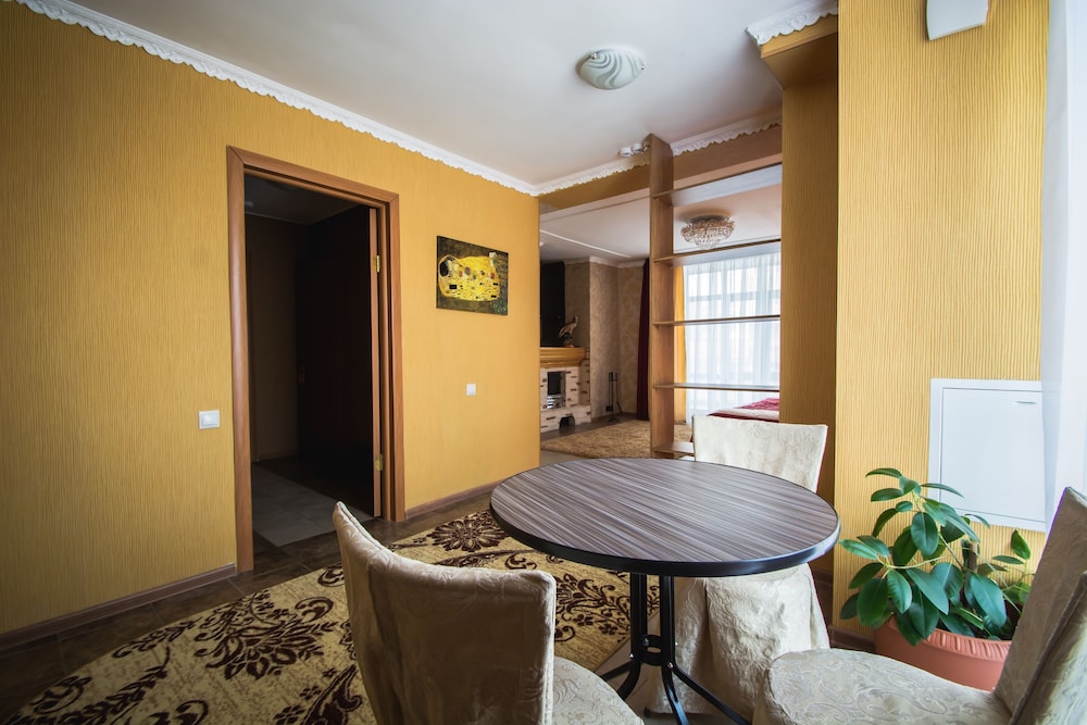 Superior Suite (King) photo 3