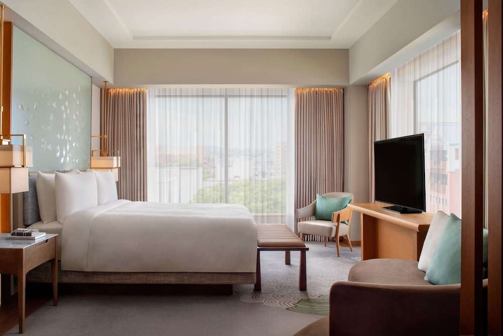 Executive Suite, 1 King Bed