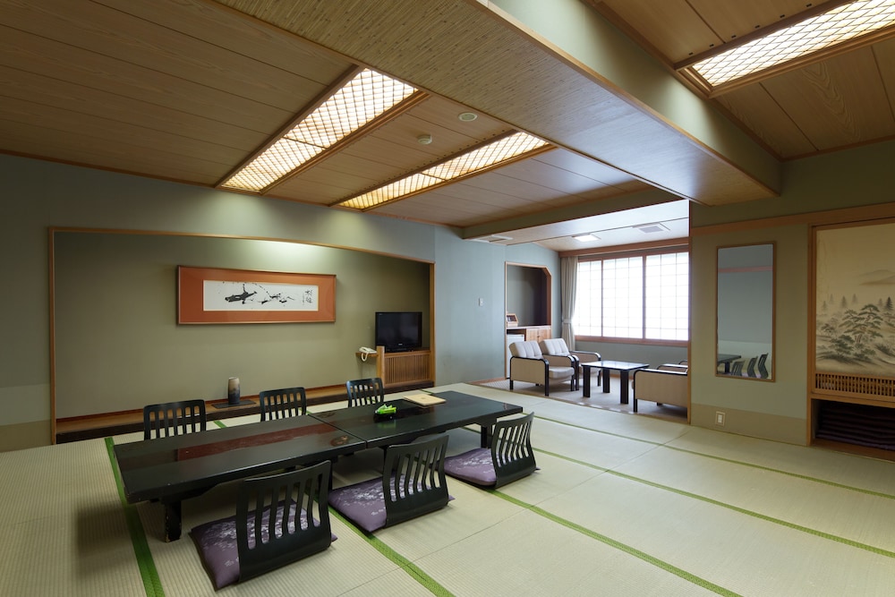 Large Japanese Room, Non-smoking photo 2
