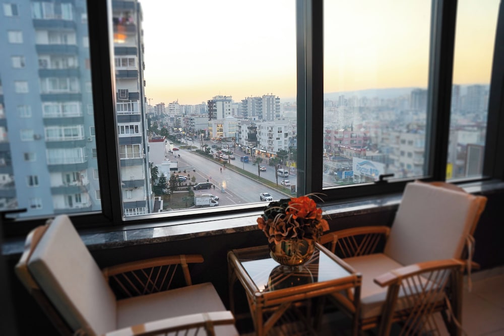 Deluxe Room, 1 Double Bed, City View