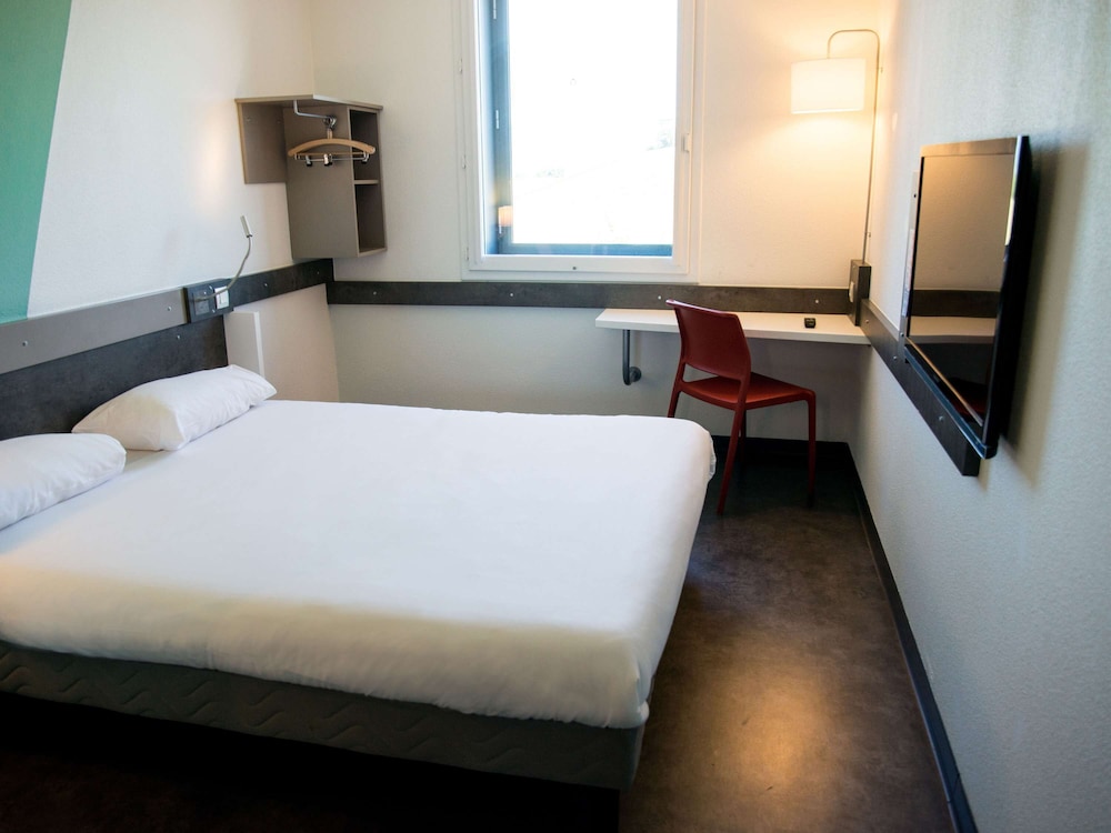 Triple Room, 1 Double Bed +1 Bunk bed