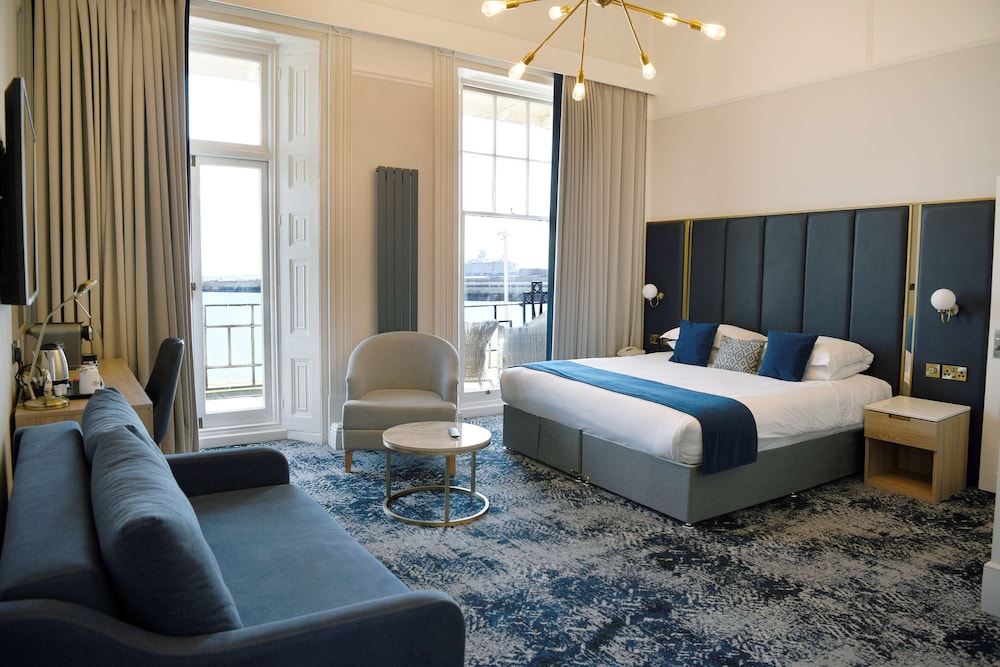 Deluxe Room, 1 Double Bed, Balcony, Sea View - Photo 16
