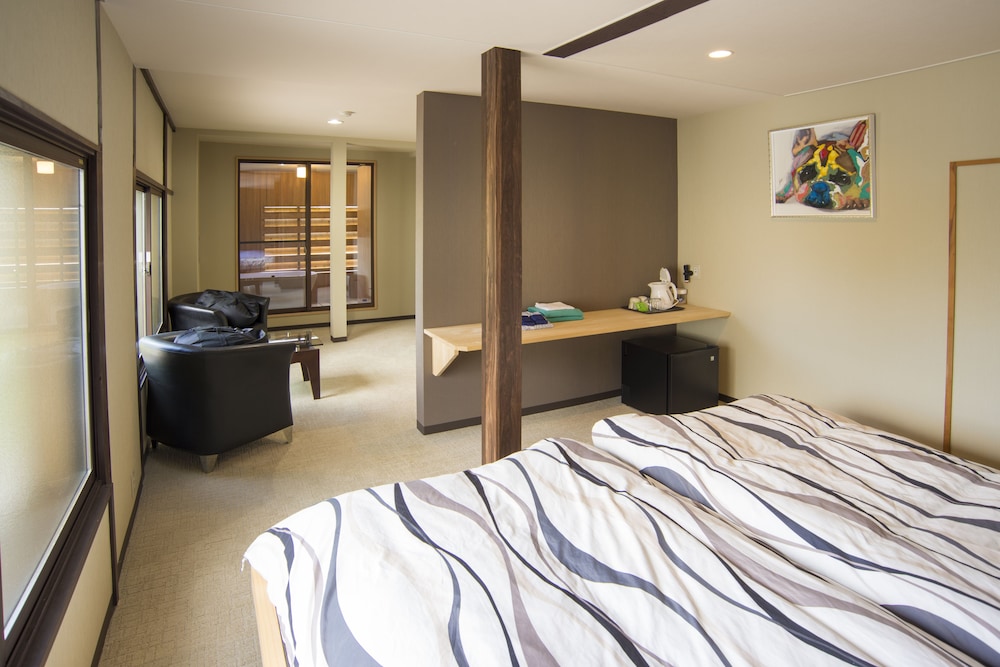 Standard Twin Room with Shower and Hot Spring, Non Smoking photo 2