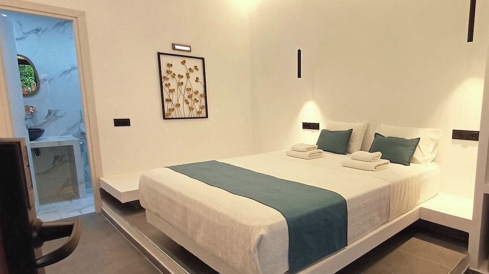 Superior Double Room, 1 Double Bed, Garden Area