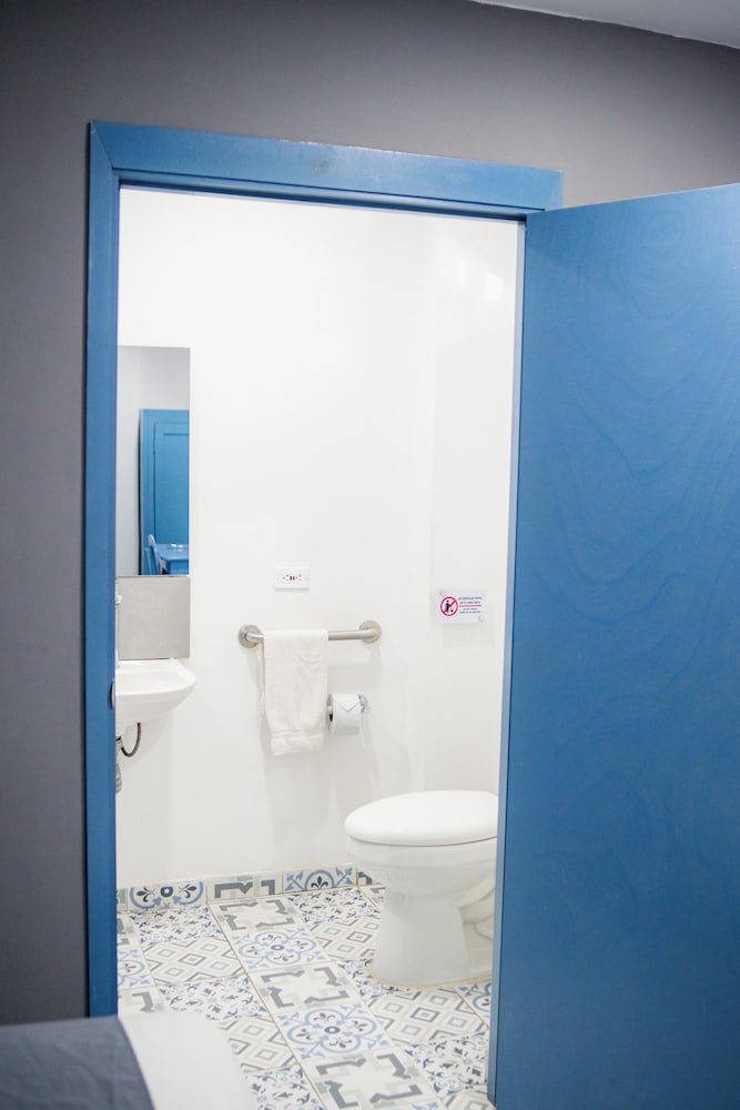Standard Triple Room photo 3
