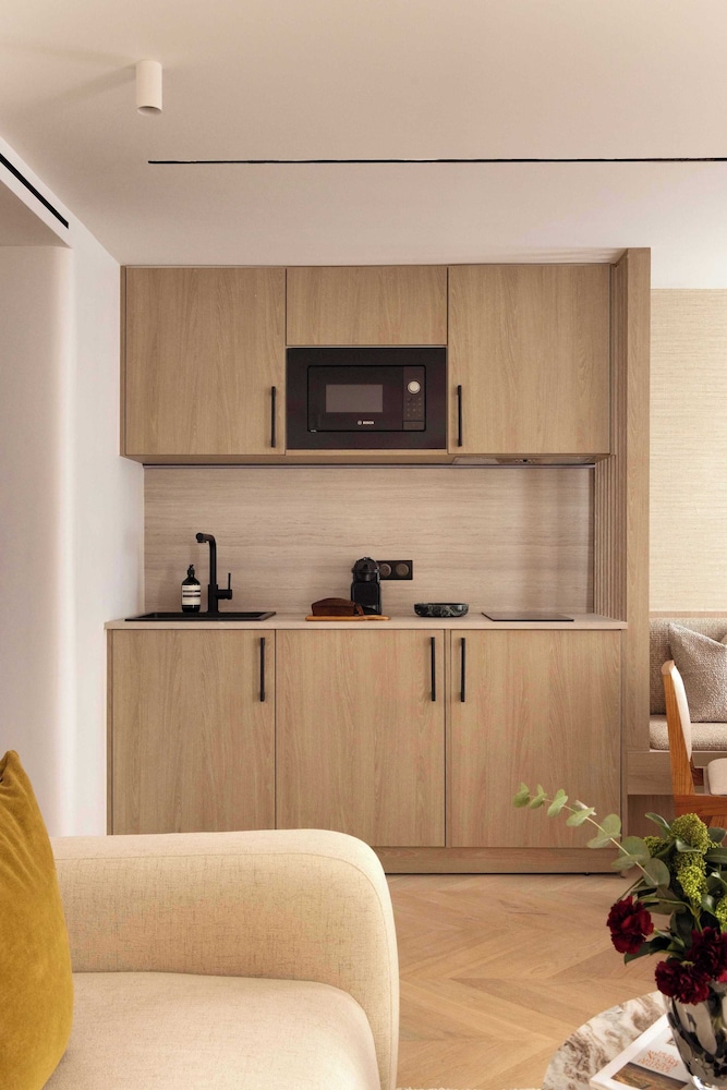 Junior Apartment photo 2