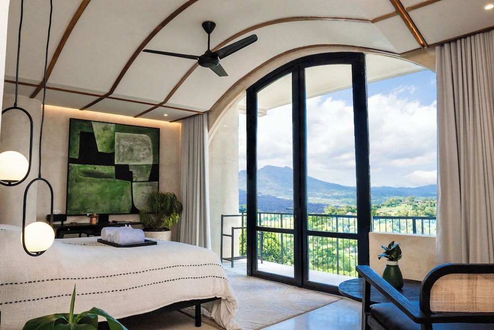 Panoramic Suite - Photo 1