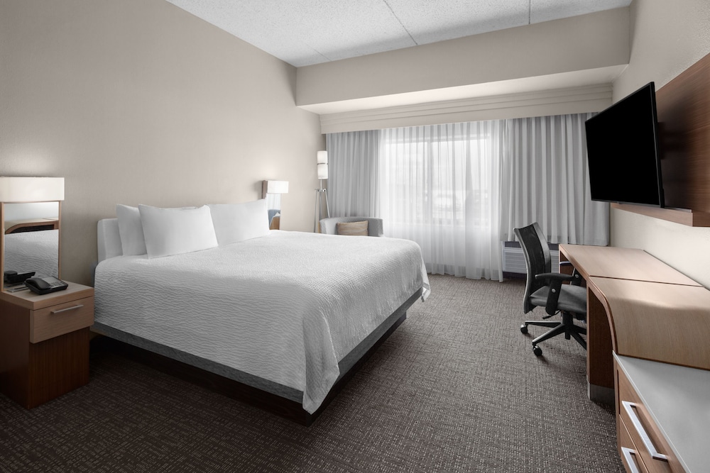 Room, 1 King Bed - Photo 1