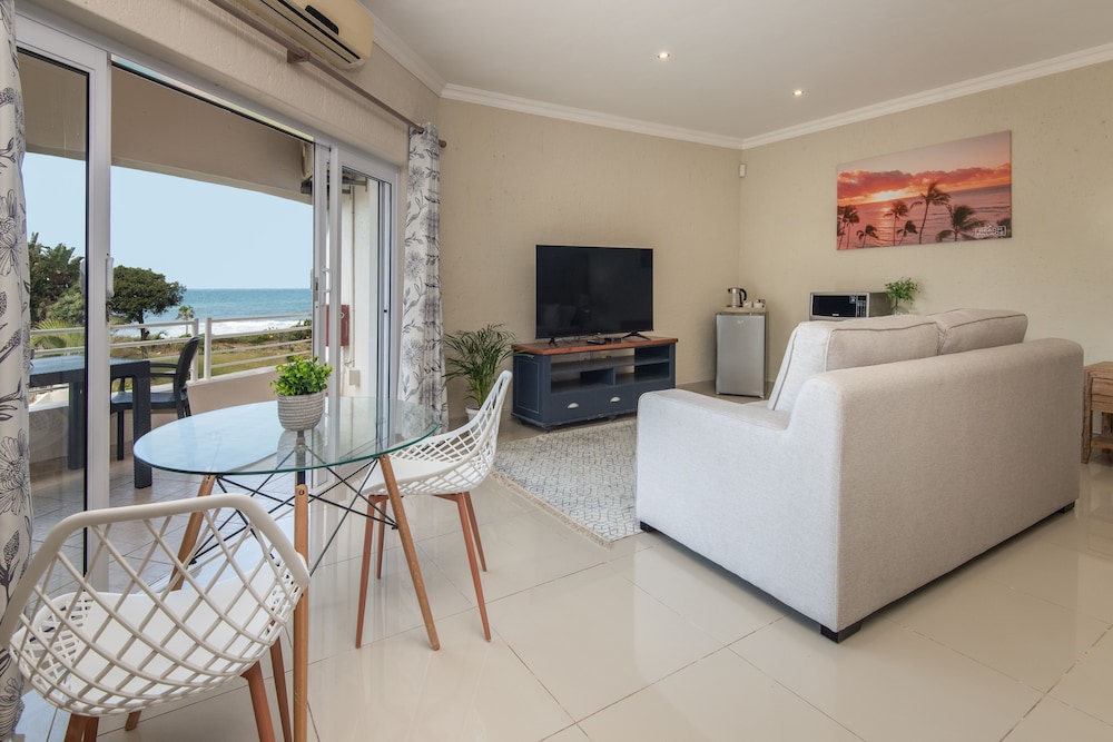 Sunrise Suite - Photo 1