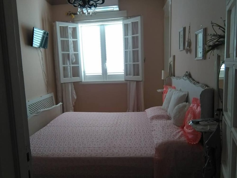 Apartment, 2 Bedrooms, Non Smoking photo 3