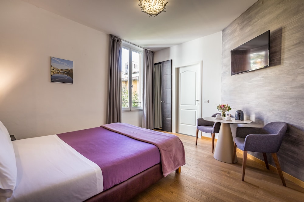 Standard Double Room - Photo 5