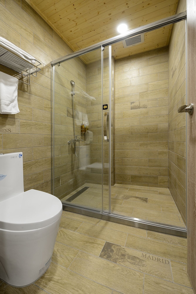 Standard Double Room - Photo 3