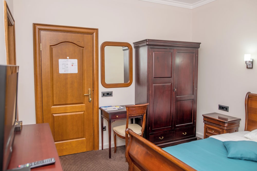 Basic Double Room photo 1