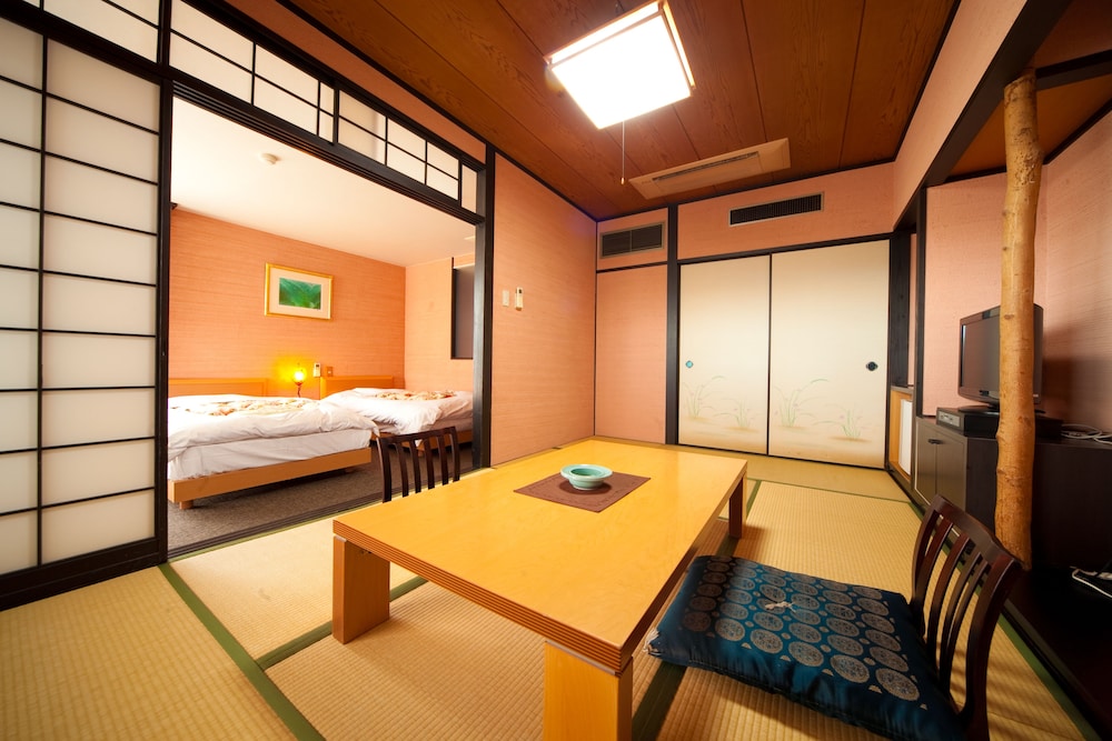 Deluxe Room, Hot Tub photo 1