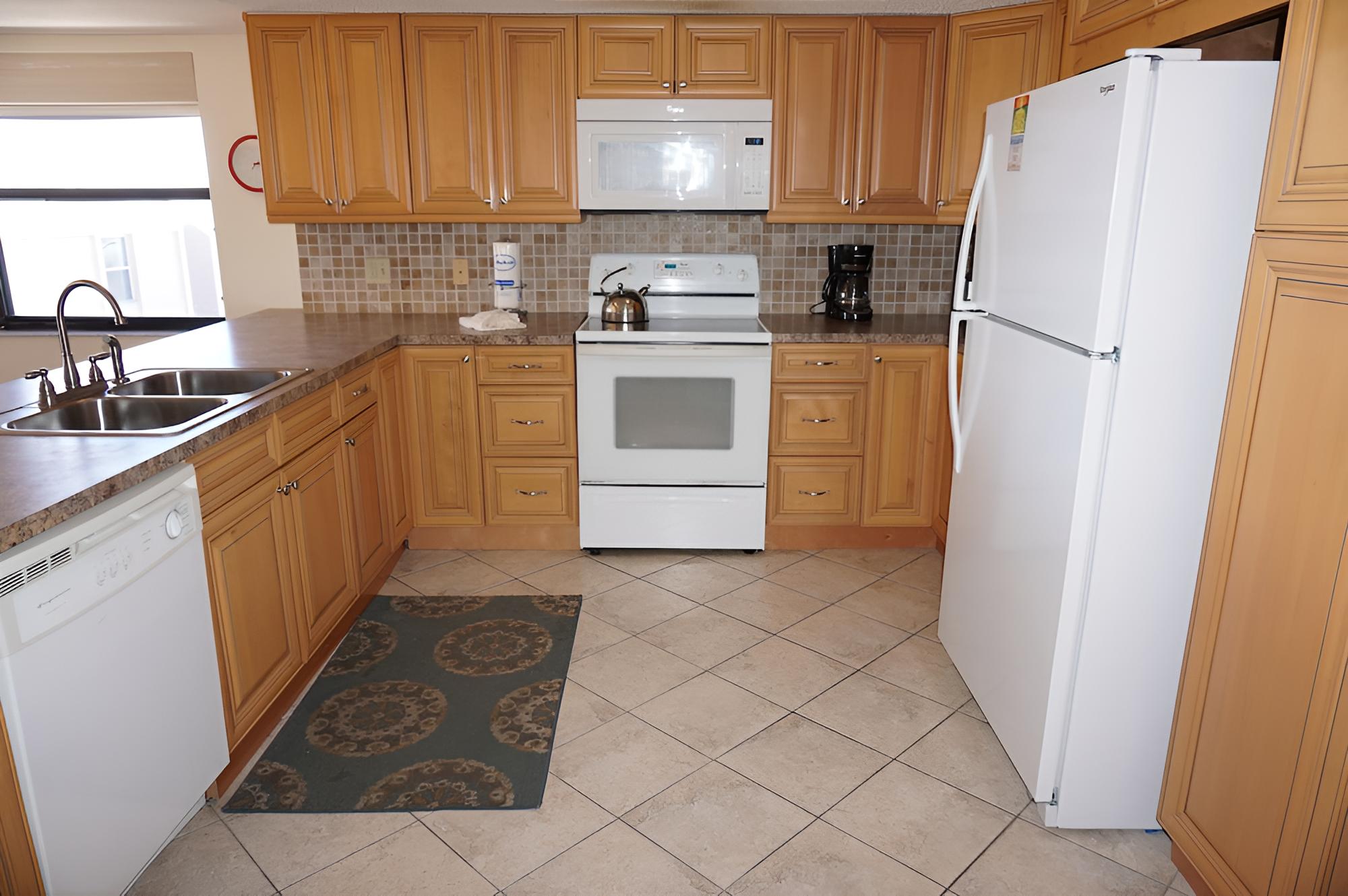 Condo, 2 Bedrooms, Kitchen, Beach View photo 1