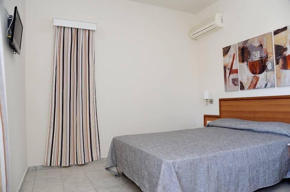 Apartment, 1 Bedroom (4 Adults) photo 1