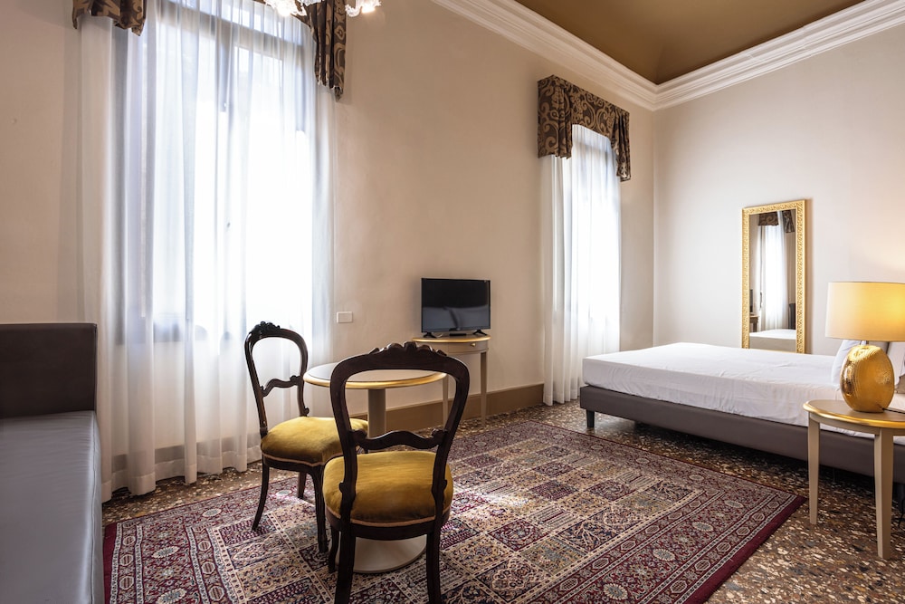 Deluxe Room photo 2