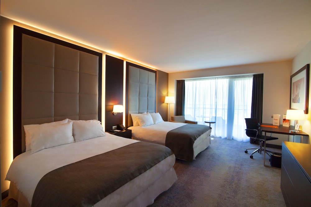 Junior Suite, 2 Queen Beds, Non Smoking (Doble) photo 2