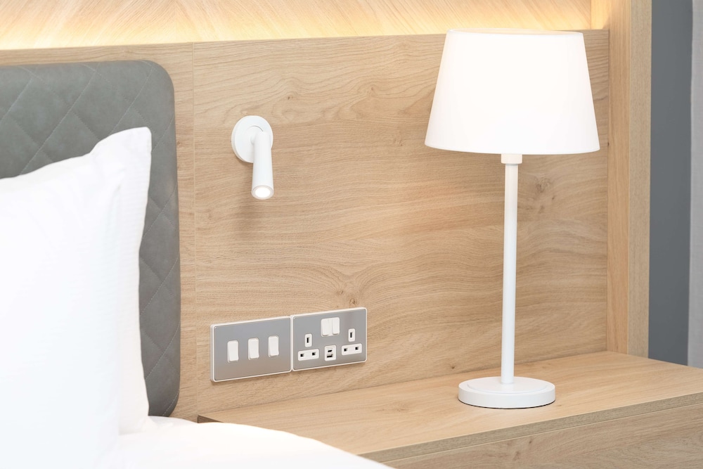 Superior Room, 1 King Bed - Photo 4