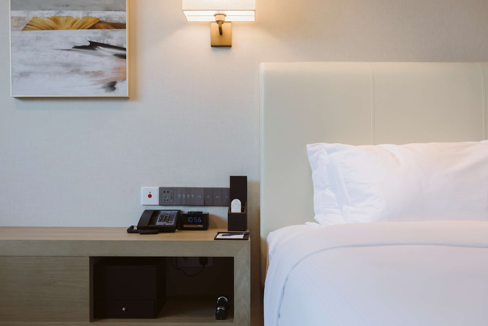 Deluxe Room, 2 Twin Beds - Photo 1