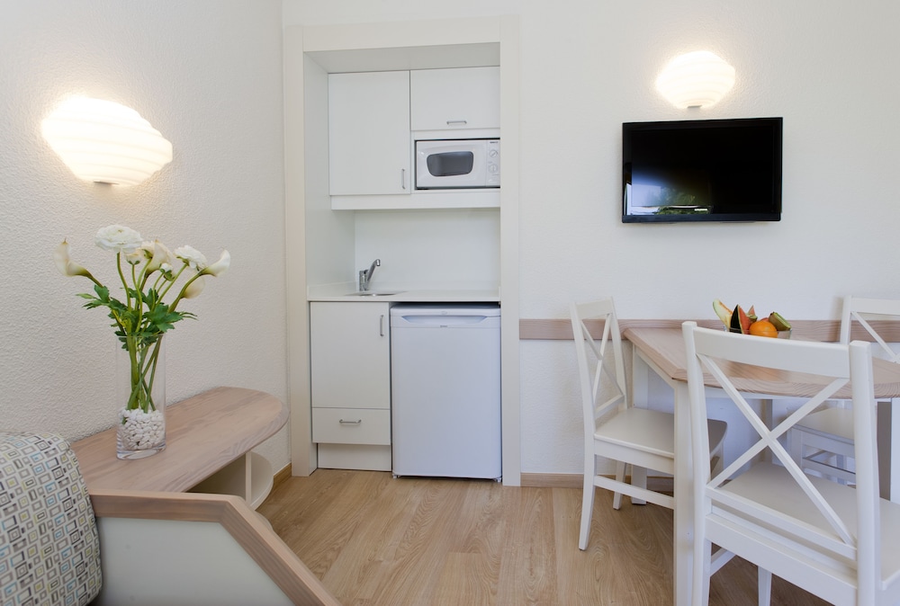 Apartment, 1 Bedroom, Terrace, Garden View