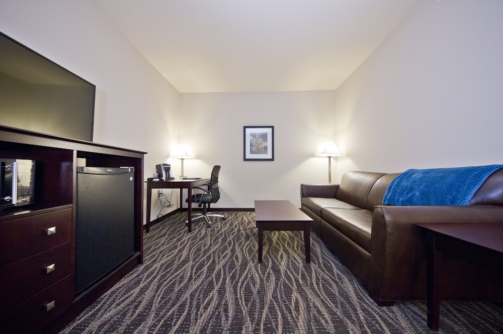 Suite, 2 Queen Beds with Sofa Bed, Non Smoking photo 2