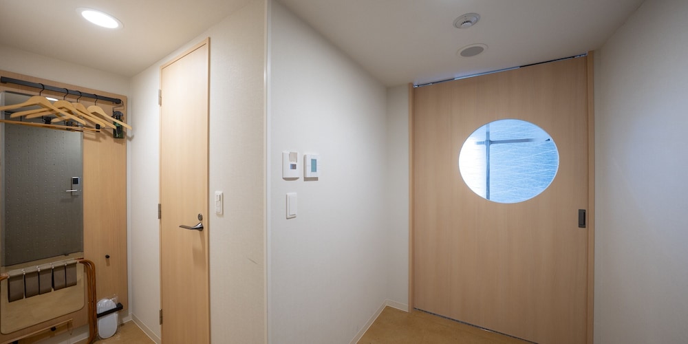 Twin Room, Non Smoking - Photo 2