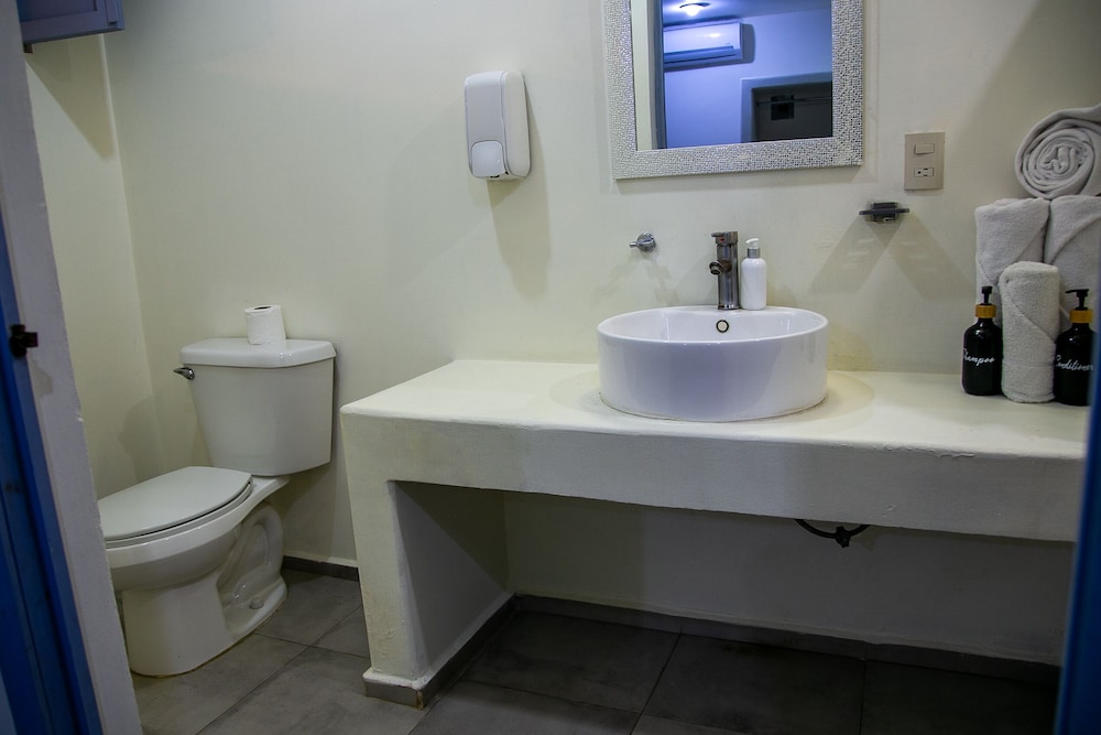 Junior Suite, Private Bathroom, Ground Floor photo 3