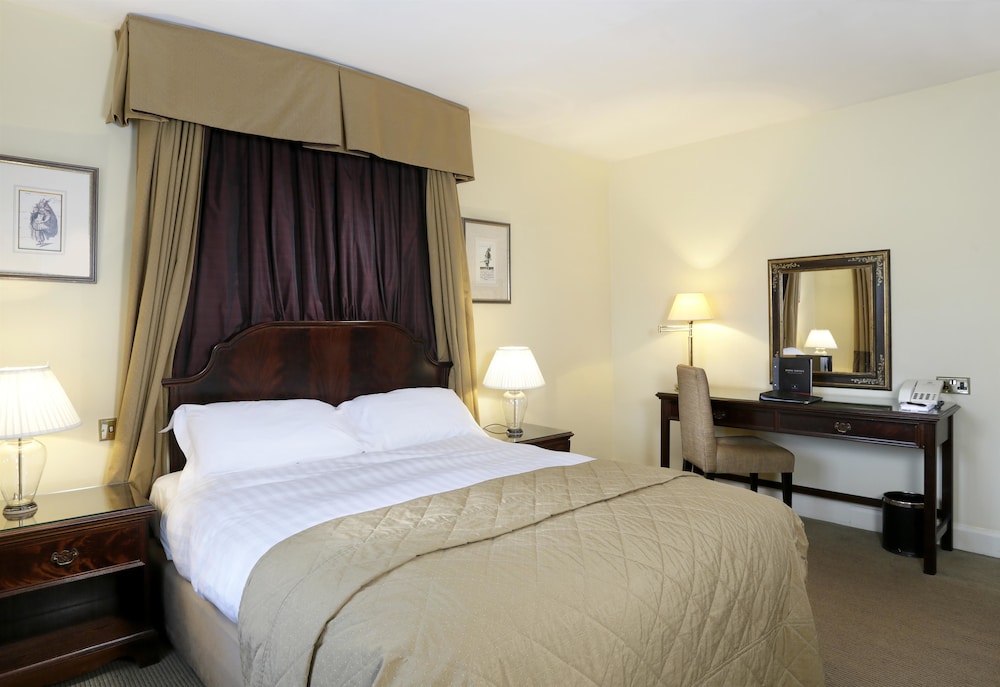 Deluxe Room, 1 Double Bed (Deluxe King) - Photo 3