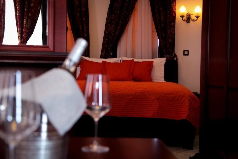 Deluxe Queen Room photo 2