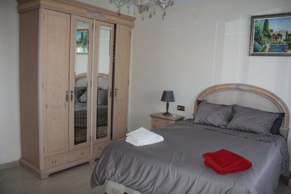 Classic Double Room, 1 Queen Bed, Non Smoking, Ensuite