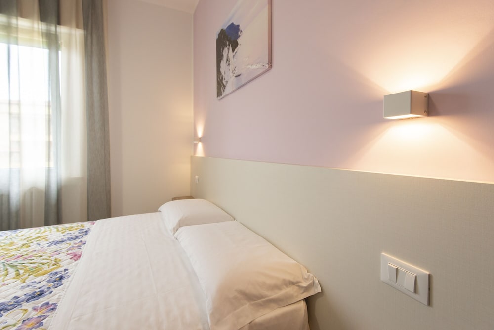 Comfort Triple Room photo 3