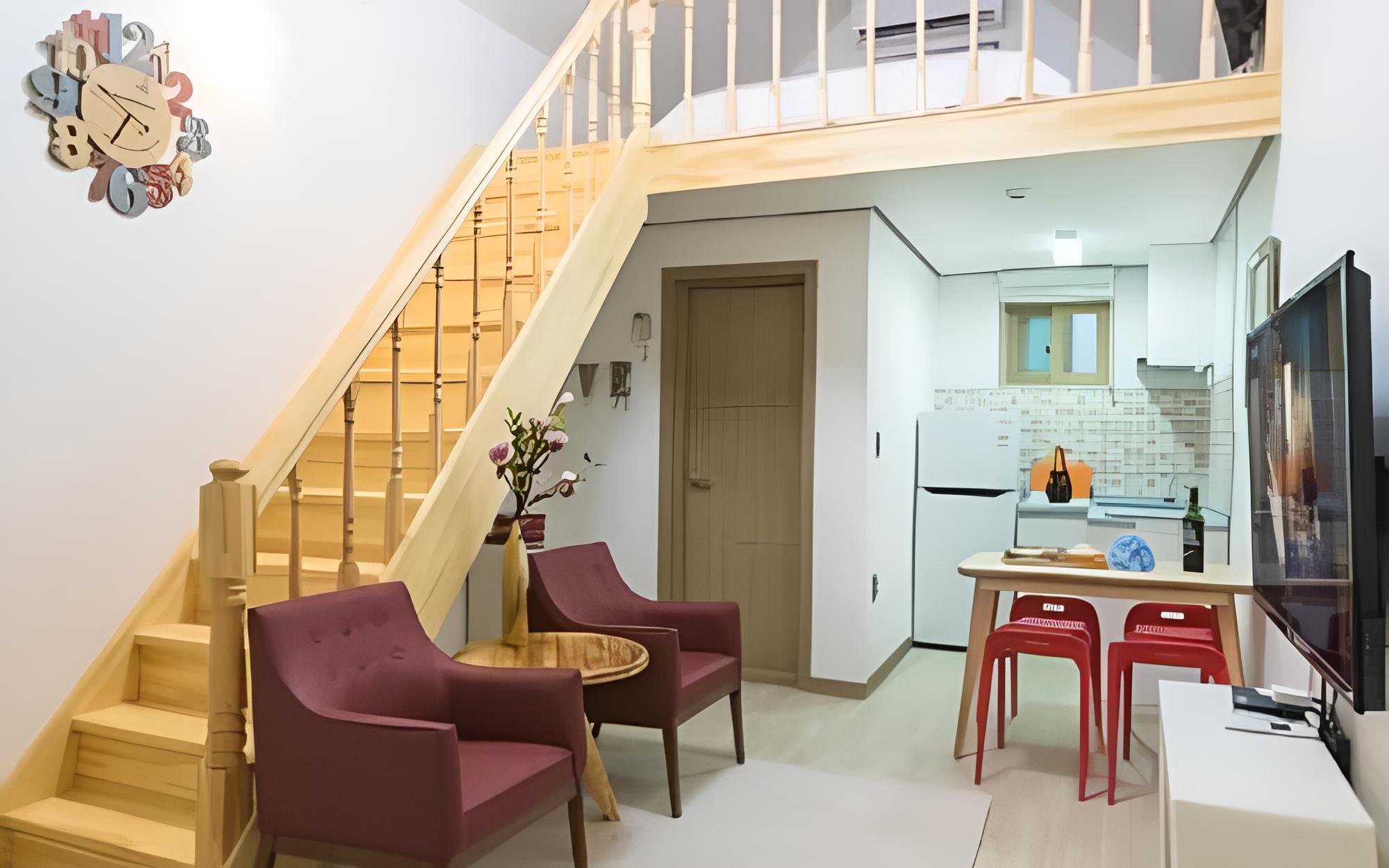 Room (205 Peach (Spa Duplex)) - Photo 1