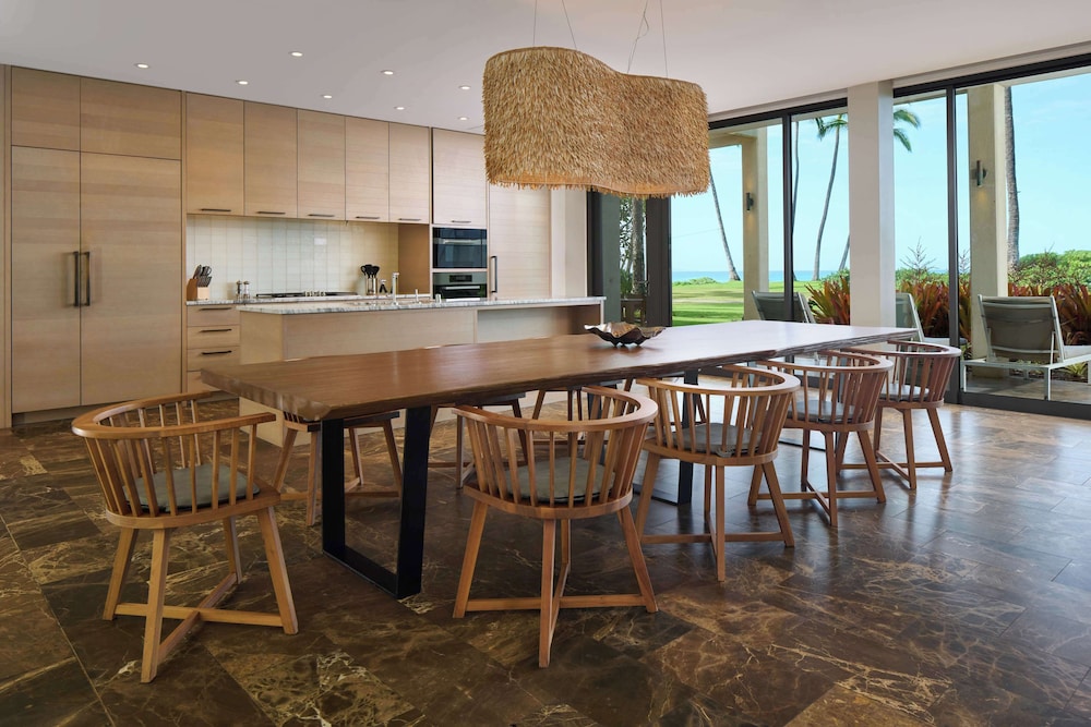 4 Bedroom Villa, Oceanfront (4 King Beds)