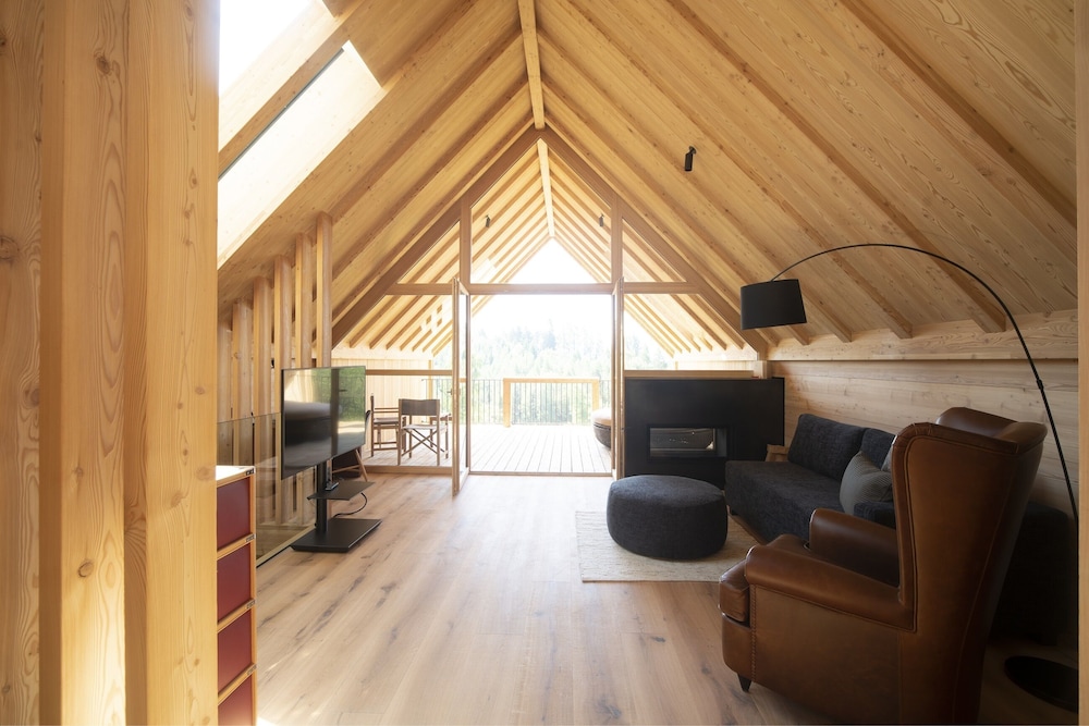 Deluxe Chalet photo 3