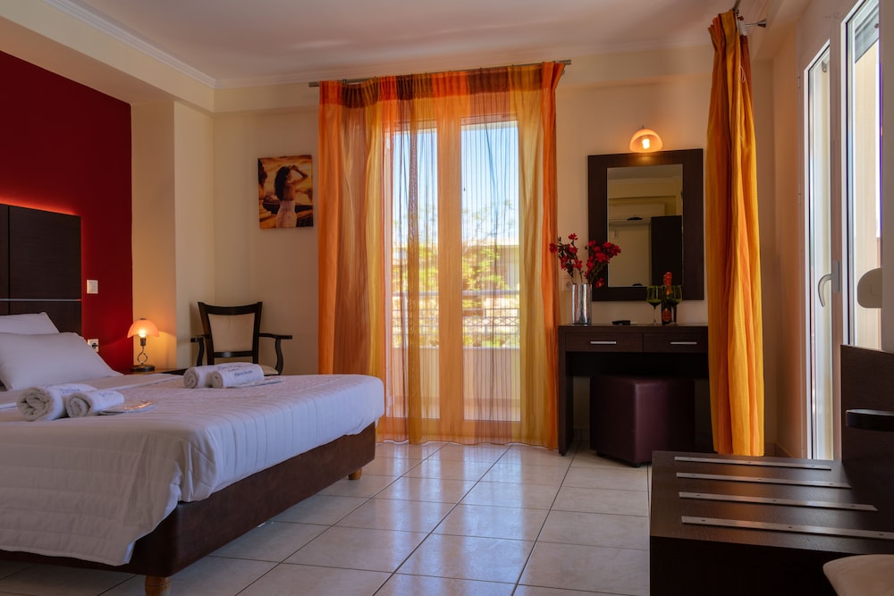 Deluxe Double Room, 1 Double Bed, Sea View - Photo 6