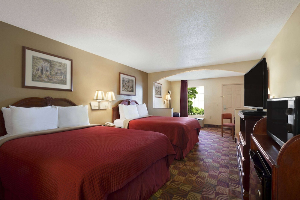Room, Multiple Beds, Non Smoking
