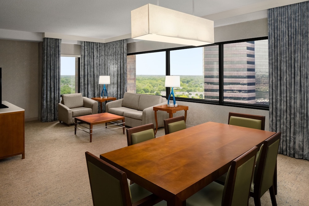 Suite, 1 Bedroom - Photo 4