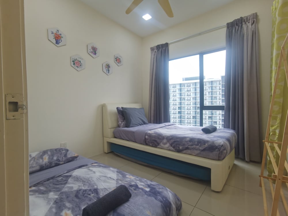 Deluxe Apartment, 2 Bedrooms, Balcony, Sea View - Photo 2