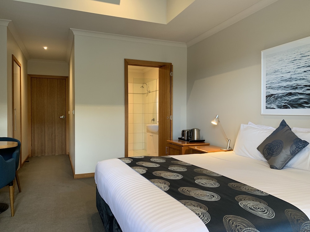 Deluxe Room, Balcony (Deluxe Room - Share Balcony) photo 2
